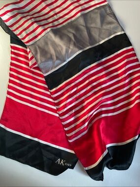 VTG ANNE KLEIN SILK SCARF
